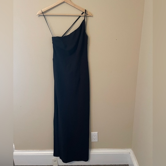 Abercrombie Asymmetrical One-Shoulder Maxi Dress - Picture 2 of 6